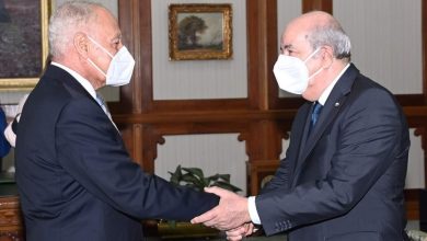 صورة رئيس الجمهورية السيد عبد المجيد تبون، يستقبل الأمين العام لجامعة الدول العربية، السيد أحمد أبو الغيط