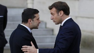 صورة الفرنسيون يذكرون ماكرون بفشل نابليون بعد تصريحاته حول أوكرانيا