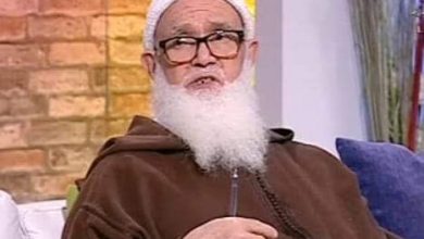 صورة الشيخ جعفر أولفقي، المعروف باسم أبو عبد السلام، عضو اللجنة الوزارية للفتوى، في ذمة الله