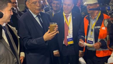 صورة بجاية: مركب سحق البذور الزيتية يوضع حيز الخدمة