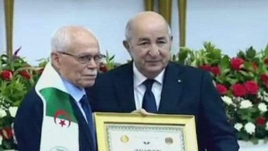 صورة رئيس الجمهورية يترأس مراسم الاحتفال باليوم الوطني للجيش الوطني الشعبيرئيس الجمهورية يترأس مراسم الاحتفال باليوم الوطني للجيش الوطني الشعبي